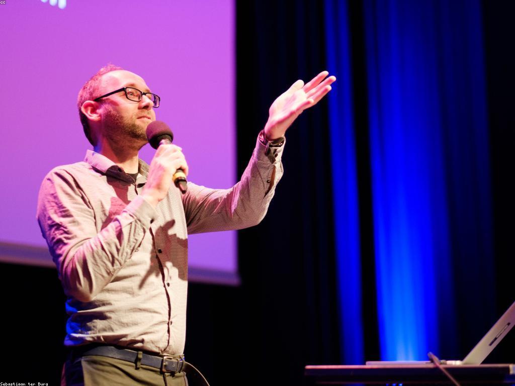 វិភាគព័ត៌មានថ្មីៗ៖ ការលូតលាស់នៃព័ត៌មានក្នុងសង្គម